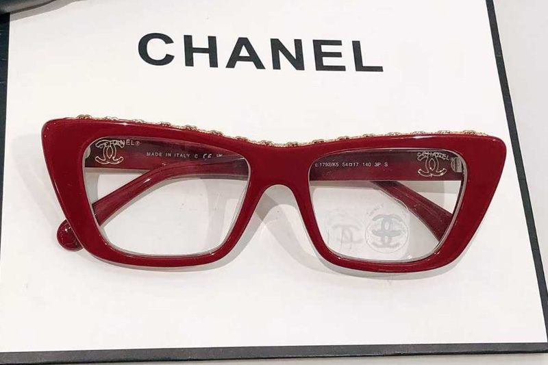glasses
