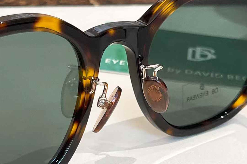 glasses