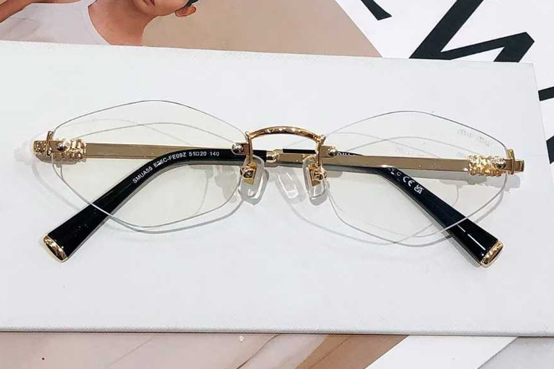 glasses