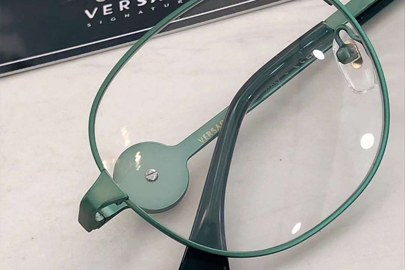glasses
